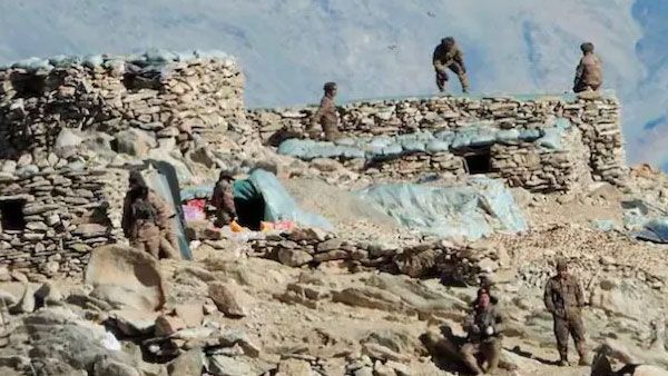 எல்லையோரத்தில் ஏவுகணைகள்.. சீனாவை 'குளோஸாக' கண்காணிக்கும் இந்திய ராணுவம்.. லடாக்கில் நடப்பது என்ன?