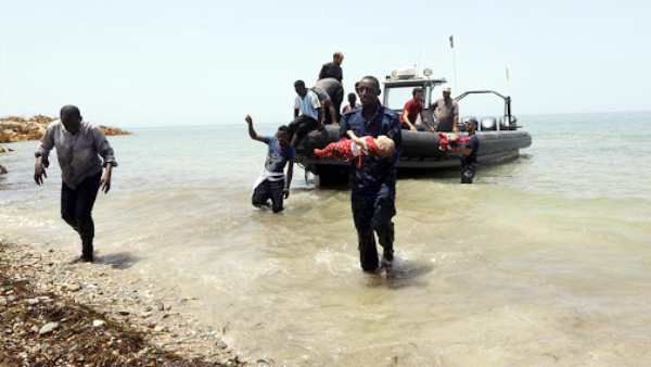 லிபியா: மத்திய தரை கடலில் அகதிகளுடன் சென்ற படகு மூழ்கியது- 100 க்கும் மேற்பட்டோர் பலி என அச்சம்