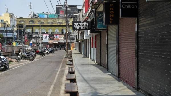 ஞாயிற்றுகிழமை லாக்டவுன், மாஸ்க் இல்லைன்னா ரூ.1000 அபராதம்...உ.பி.,யில் அமல்