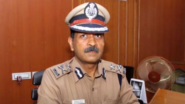 பொதுமக்களிடம் கண்ணியமாக பேசுங்கள்... காவல்துறையினருக்கு கமிஷனர் மகேஷ்குமார் அகர்வால் அறிவுரை..!