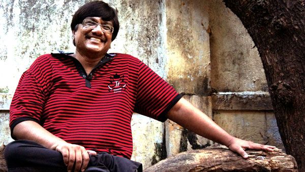 பேப்பர் போடும் பையனிடம் கத்தினேன்... ஏன் பழைய பேப்பரை போடுகிறாய் என்று.. -மனுஷ்யபுத்திரன்