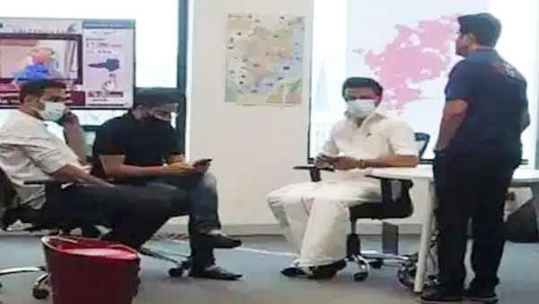 வாக்கு பதிவு எப்படி? சாதகமாக இருக்கும்தானே? ஐபேக் ஆபீசுக்கும் வீட்டுக்குமாக போய்வந்த மு.க. ஸ்டாலின்