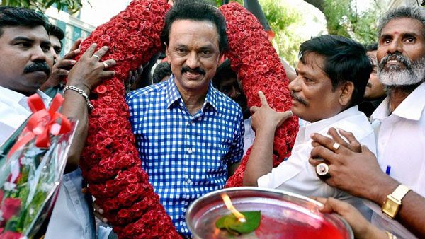 வெற்றி என்றால் சாதாரண வெற்றி அல்ல... தனிப்பெரும்பான்மையுடன் தமிழகத்தில் திமுக ஆட்சி... எக்சிட் போல்!