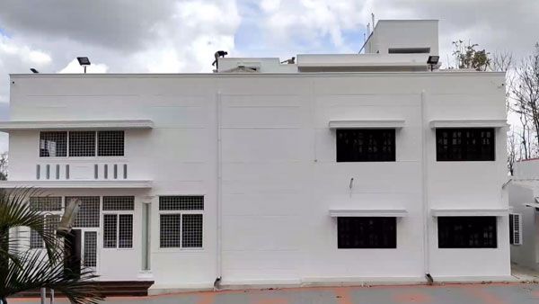 கொடநாடு எஸ்டேட் பாணி... ஏலகிரியில் துரைமுருகன் பங்களாவுக்குள் நுழைந்த மர்ம நபர்கள்- கொள்ளை முயற்சி