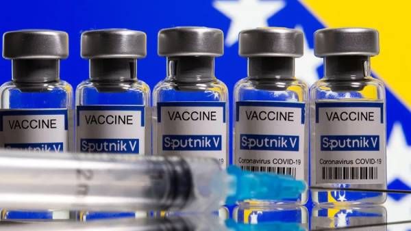 ஸ்புட்னிக் வி தடுப்பூசியை சீரம் தயாரிக்கலாம்.. இந்திய மருந்து கட்டுப்பாட்டு அமைப்பு ஒப்புதல்