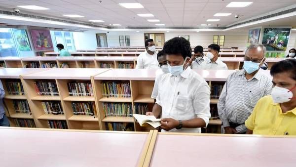 கல்வி டிவி, அண்ணா நூலகத்தில் அதிரடி ஆய்வு.. முதல் நாளிலேயே சபாஷ் வாங்கிய அமைச்சர் அன்பில் மகேஷ்