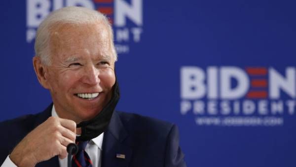 கியூபா விவகாரத்தில் மட்டும்... டிரம்பை பின்பற்றும் அதிபர் பைடன்.. ஏன் தெரியுமா? விரிவான அலசல்