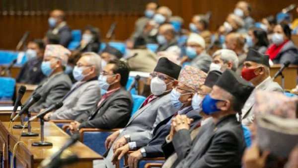 நேபாள நாடாளுமன்றம் நள்ளிரவில் திடீர் கலைப்பு- நவ.-ல் 2 கட்டங்களாக பொதுத்தேர்தல் நடத்த உத்தரவு!