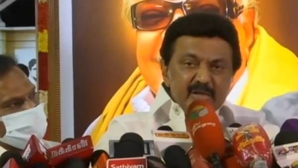 மே 7ல் முதல்வராக பதவி ஏற்கும் திமுக தலைவர் ஸ்டாலின்.. நாளை ஆளுநரிடம் ஆட்சி அமைக்க உரிமை கோருகிறார்!