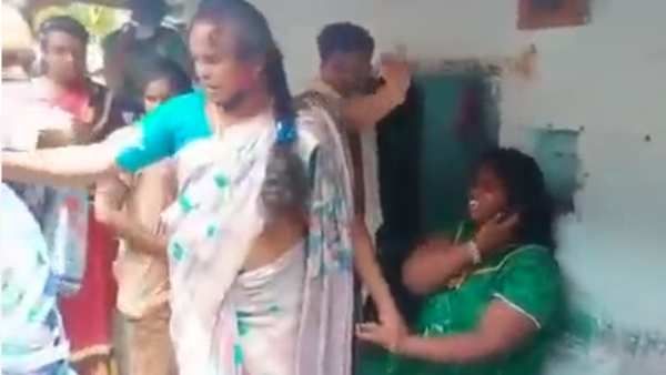 அவதூறாக வீடியோ.. ‘டிக்–டாக்’ திவ்யாவுக்கு தர்ம அடி.. மன்னிப்பு கேட்க வைத்து திருநங்கைகள் ஆவேசம்