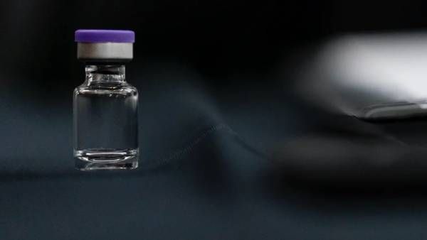 கொரோனா தடுப்பூசிகளை ஏற்றுமதி செய்த இந்தியா இப்போ இறக்குமதியை நம்பியுள்ளது.. திட்டமிடல் தோல்வி?