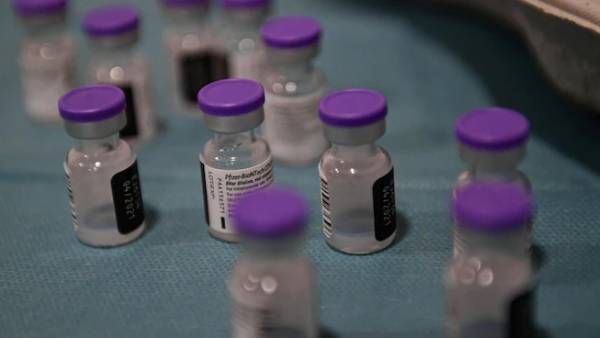 ஐக்கிய அமீரகத்தில் 12-15 வயது சிறார்களுக்கு.. பைசர் தடுப்பூசி போட்டுக்கொள்ள அனுமதி