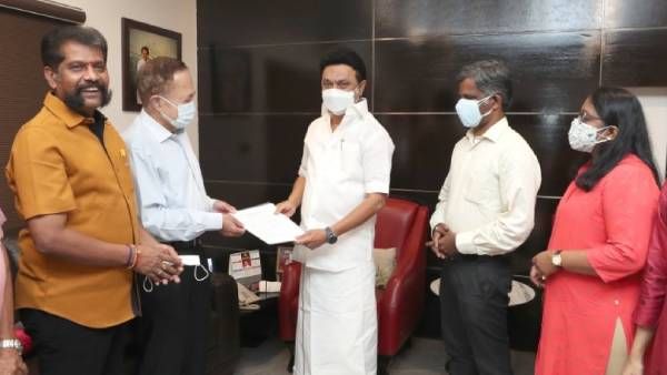 தமிழகத்தில் ஊடக சுதந்திரம் பாதுகாக்கப்படும்- பத்திரிகையாளர்களிடம் உறுதி தந்த முதல்வர் மு.க.ஸ்டாலின்