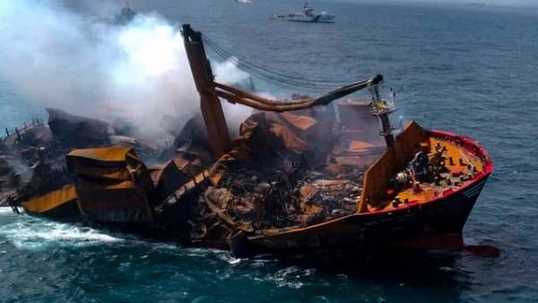 இலங்கையில் மோசமான கடல்சார் பேரழிவு.. தீ விபத்தால் மூழ்கிய ரசாயன கப்பல்! கடல் உயிரினங்களுக்கு ஆபத்து
