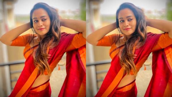 அந்த மொட்டை மாடியில் அப்படி என்னதான் இருக்கோ.. காவ்யா.. ரொம்ப வாவ்யா!