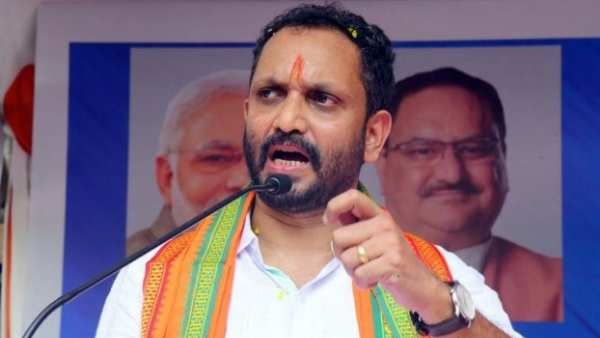 கேரளா: ஹவாலா பணத்தை பாஜக தலைவர்கள் கொள்ளையடித்த விவகாரத்தில் சிக்கும் பெருந்தலைகள்?