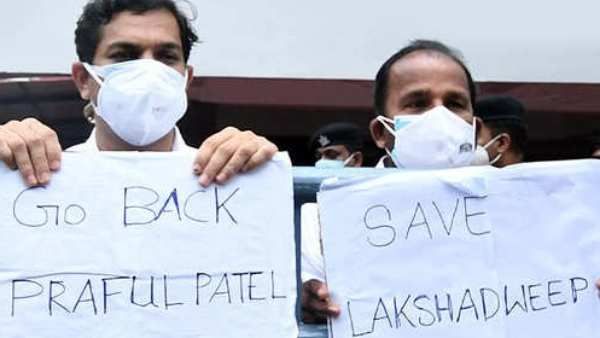 லட்சத்தீவில் புதிய சட்டங்களைக் கண்டித்து மாபெரும் உண்ணாவிரதம்- வெளிமாநில தொழிலாளர்கள் வெளியேறினர்!