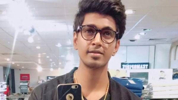 பப்ஜி விளையாட வந்த சிறுமிகளிடம் பல லட்சம் மோசடி செய்த மதன்.. கறுப்பு ஆடுகளையும் தேடும் போலீஸ்!