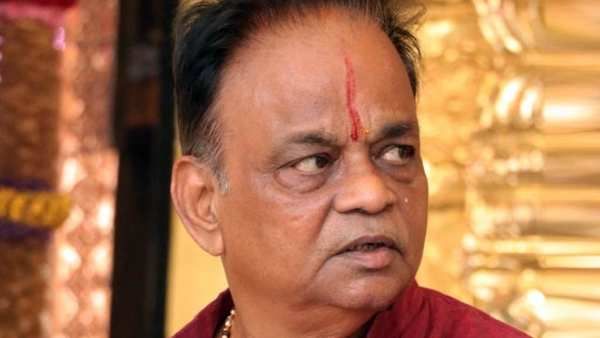 பெண் பக்தரை வைத்தே.. சிபிசிஐடி வீசிய வலை.. ஆஹா.. எப்படி சிக்கியிருக்காரு பாருங்க சிவ சங்கர் பாபா