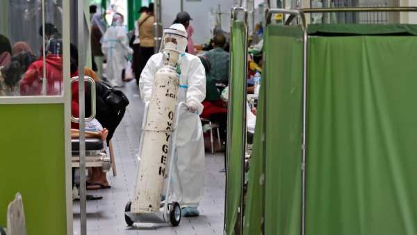 இந்தியாவில் தொடரும் பாதிப்பு- கடந்த 24 மணிநேரத்தில் 39,097 பேருக்கு தொற்று உறுதி- 546 பேர் மரணம்