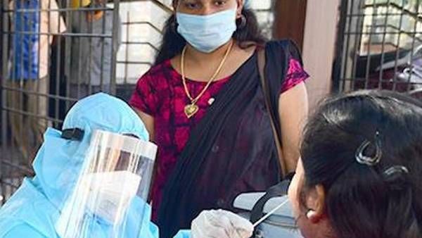 அடுத்த 3 வாரம்.. ஹைஅலார்ட்.. கொரோனா பரவும் மதிப்பான 'ஆர் வேல்யூ' இந்தியாவில் மீண்டும் 1க்கு மேல்