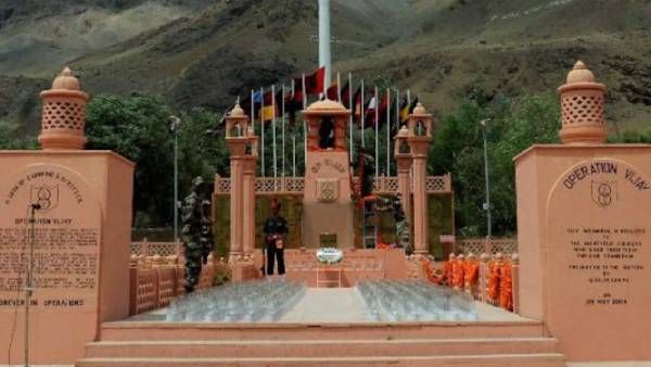 ஜூலை 26 கார்கில் யுத்த வெற்றி நாள்: முஷாரப்பின் முஷ்கோ பள்ளத்தாக்கு சதியை முறியடித்த ராணுவ வீரர்கள்!