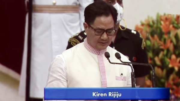 ஆக்டிவ் அரசியல்வாதி.. வடகிழக்கு மாநிலங்களில் பாஜகவின் முகம்.. சட்ட துறை அமைச்சரான கிரண் ரிஜிஜூ