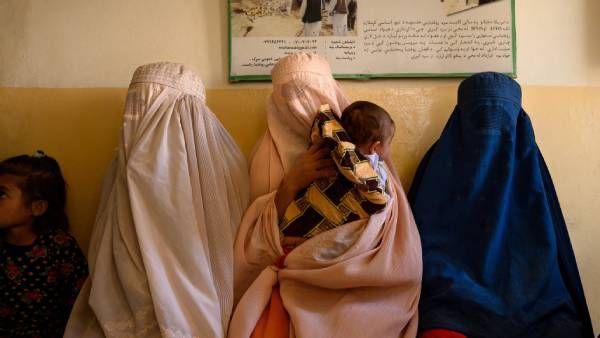 ஆப்கானில் அட்டூழியம்: தீவிரவாதிகள் திருமணம் செய்ய சிறுமிகள், விதவைகள் பட்டியல் கேட்கும் தலிபான்கள்