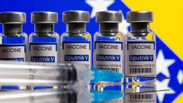 கொரோனாவிலிருந்து மீண்டவர்களுக்கு ஸ்புட்னிக் வி தடுப்பூசி ஒரு டோஸ் போதுமாம்.. ஆன்டிபாடி உருவாகிறது!