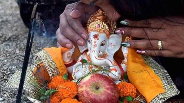 ஆடி செவ்வாய் சங்கடஹர சதுர்த்தி விரதம் - எதிரி, நோய், கடன் பிரச்சினை தீர்க்கும் விநாயகர்