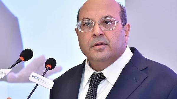 தன்பால்ஈர்ப்பு முதல் முத்தலாக் வரை.. நீதி துறையை புரட்டிப்போட்ட நீதிபதி ரோஹிண்டன் நாரிமன்..யார் இவர்