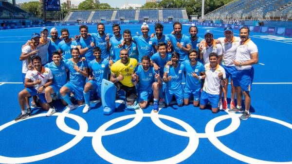 வரலாற்று வெற்றி.. இந்திய ஹாக்கி அணிக்கு அரசியல், சினிமா பிரபலங்கள் வாழ்த்து மழை.. டிரெண்டிங்!