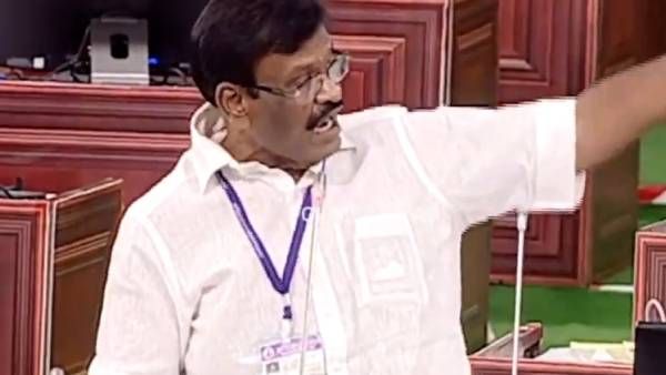 உதயநிதி ஸ்டாலினுக்கு இப்படி ஒரு பாராட்டு.. அதுவும் சட்டசபையில்.. அதிர வைத்த அமைச்சர் நாசர்!