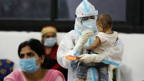 கொரோனா 3 ஆம் அலை; அக்டோபரில் உச்சம் தொடும்: பிரதமர் அலுவலகத்துக்கு எச்சரிக்கை