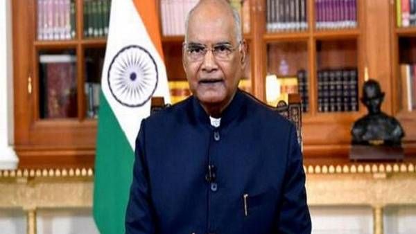 2020-ம் ஆண்டுக்கான பத்ம விருதுகளை வழங்கினார் குடியரசுத்தலைவர்.. யார், யாருக்கு விருது?.. முழு விவரம்