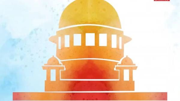 திடீர்னு தீக்குளித்த 2 பேர்.. அதுவும் சுப்ரீம் கோர்ட் வாசலிலேயே.. என்ன காரணம்?.. டெல்லியில் பரபரப்பு