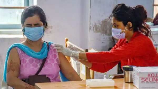 இந்தியாவிலேயே 100 சதவீதம் தடுப்பூசி போட்ட முதல் நகரம் புவனேஸ்வரம்.. சாதித்தது எப்படி?