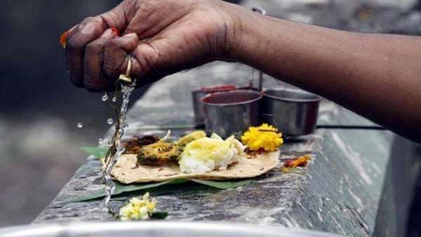 ஆடி அமாவாசை : பித்ரு தர்ப்பணம் கொடுக்க ராமேஸ்வரம் செல்ல முடியாதவர்கள் வீட்டிலேயே வழிபடலாம்