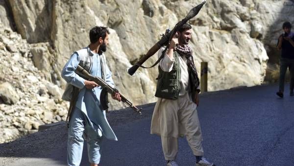 ஆப்கான்: காபூலில் செய்தியாளர் மீது தாக்குதல்- பெண் பத்திரிகையாளர் தப்பினார்- தாலிபான்கள் அட்டூழியம்!