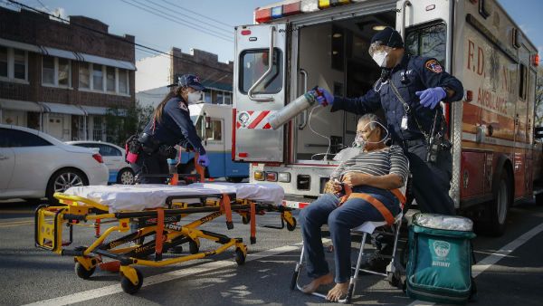 அமெரிக்காவை ஆட்டிப்படைக்கும் டெல்டா வைரஸ்- ஜப்பானில் ஒரு வாரத்தில் 121% கொரோனா பாதிப்பு அதிகரிப்பு!