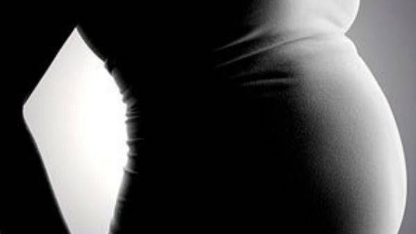 கருகலைக்க நாட்டு மருந்து.. 3 மாதமாக இறந்தே கிடந்த சிசு.. கர்ப்பப்பையில் சீழ்.. ஒடிஸா கர்ப்பிணி பலி