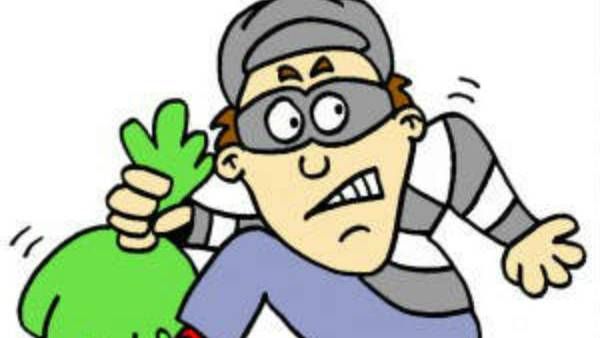 நாகை: வீடு புகுந்து நகையை திருடிய மர்ம கும்பல்.. கடைசியில் நடந்ததுதான் செம ட்விஸ்ட்!