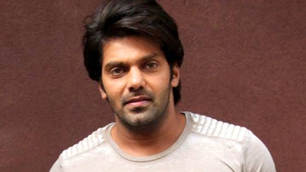 பண மோசடி புகார்.. காவல் ஆணையர் அலுவலகத்திற்கு திடீர் விசிட் அடித்த ஆர்யா.. வெளியான பரபர தகவல்!