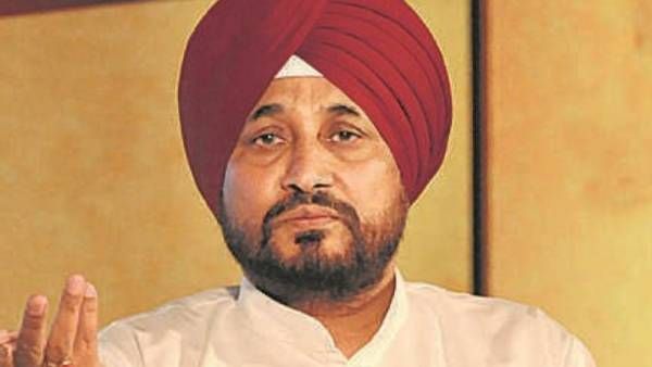 அமரீந்தர்சிங்கை வீழ்த்தி சித்து நேற்று சிக்சர்- இன்று டக்அவுட்! பஞ்சாப் புதிய முதல்வரானார் சரண்ஜித்