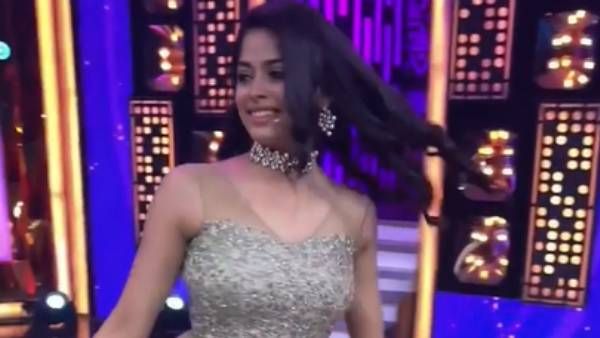 அன்பே அன்பே கொல்லாதே...தர்ஷனாவை பார்த்து உருகும் ரசிகர்கள்