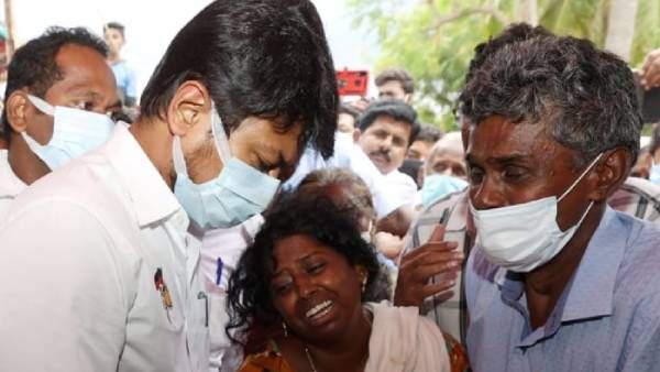 நீட் தேர்வு.. அதிமுகவுக்கும், பாஜகவுக்கும் உதயநிதி ஸ்டாலின் 'கடும்' பதிலடி.. அனல் பறக்கும் ட்வீட்!