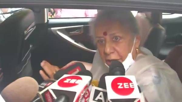 தேடி வந்த பஞ்சாப் முதல்வர் பதவி- நிராகரித்தார் அம்பிகா சோனி! சீக்கியரை முதல்வராக்க வலியுறுத்தல்!