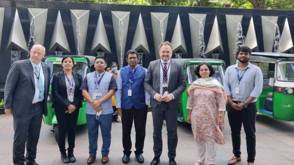 சென்னை சாலையில் ஆட்டோ ஓட்டிய டென்மார்க் அமைச்சர்... இதுதான் காரணம்