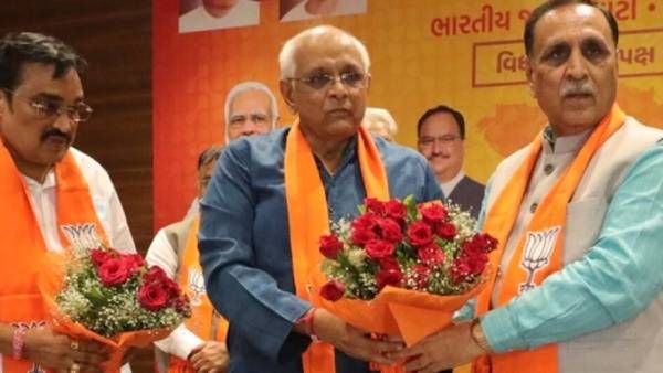 ஜெயின்கள் VS பட்டேல்கள்...ஜாதி பஞ்சாயத்தில் பா.ஜ.க... குஜராத் முதல்வர் மாற்றத்தின் பரபர பின்னனி!