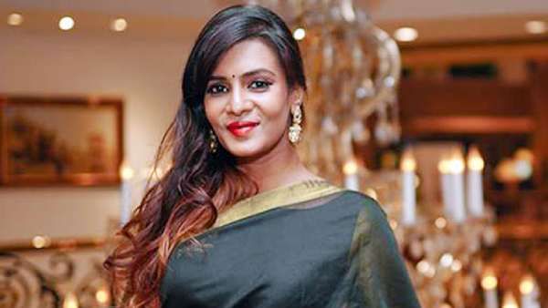 விடாமல் துரத்தும் வழக்குகள்.. மீரா மிதுன் மீது மேலும் ஒரு வழக்கில் குற்றப்பத்திரிகை தாக்கல்!